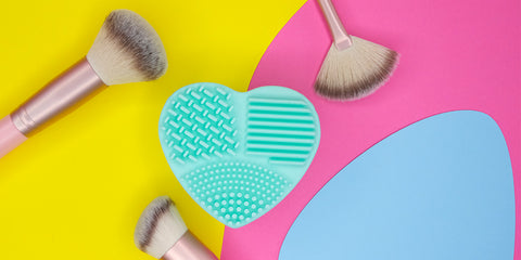 How to take care of your makeup brushes in the right way