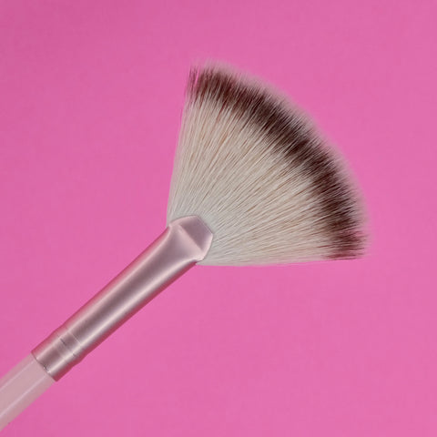 Makeup brush 05 BLUSH/HIGHLIGHT